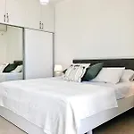 Saranda Luxury View Apartment